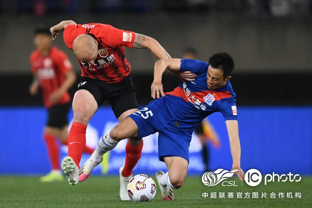 مباراةالأهليفيكأسالعالمللأنديةتحدياتوطموحات