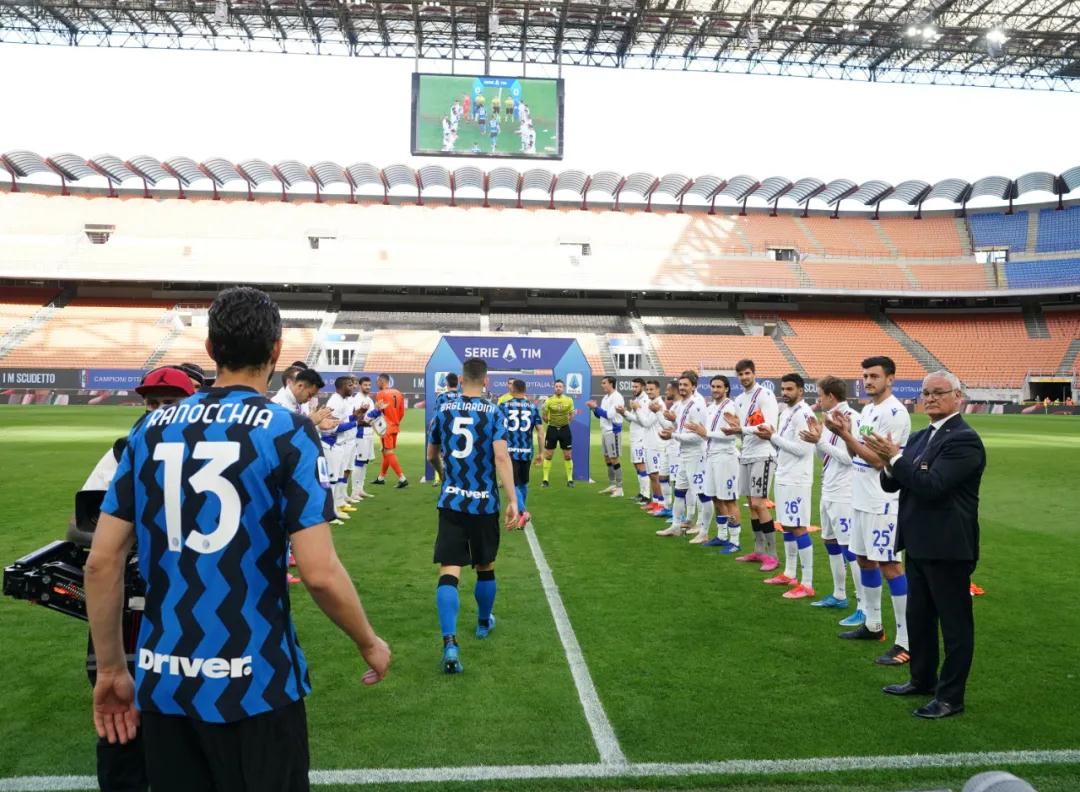 الدوري الإنجليزي اليوممباريات الدوري الإنجليزي الممتاز في بؤرة الاهتمام