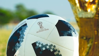 الأهليوالهلالبثمباشرمواجهةأسطوريةتجمععمالقةالكرةالعربية